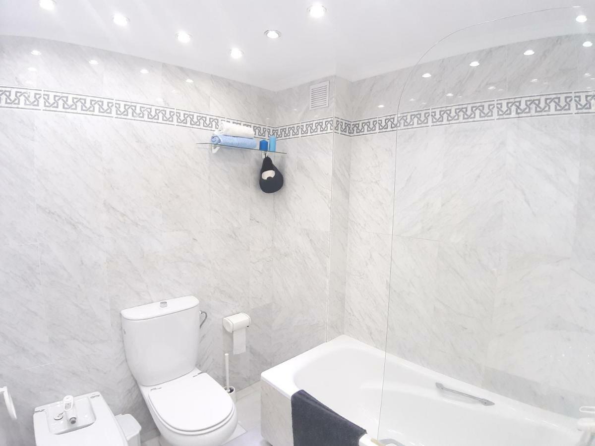 Spacious Beach Flat In Fuengirola - Los Boliches Eksteriør billede