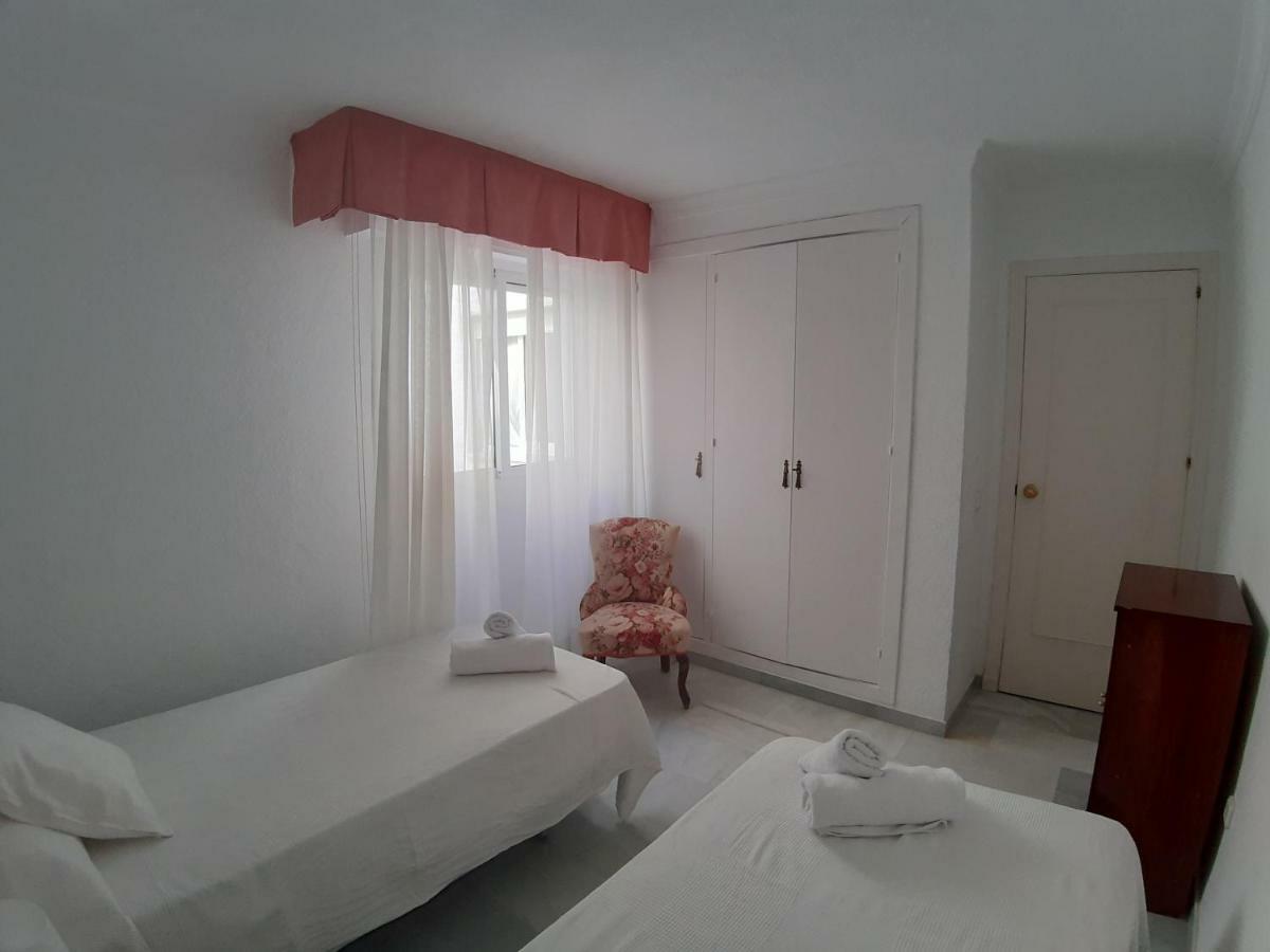 Spacious Beach Flat In Fuengirola - Los Boliches Eksteriør billede